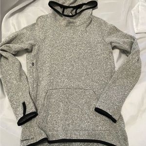 Nike Thema Fit hooded pullover